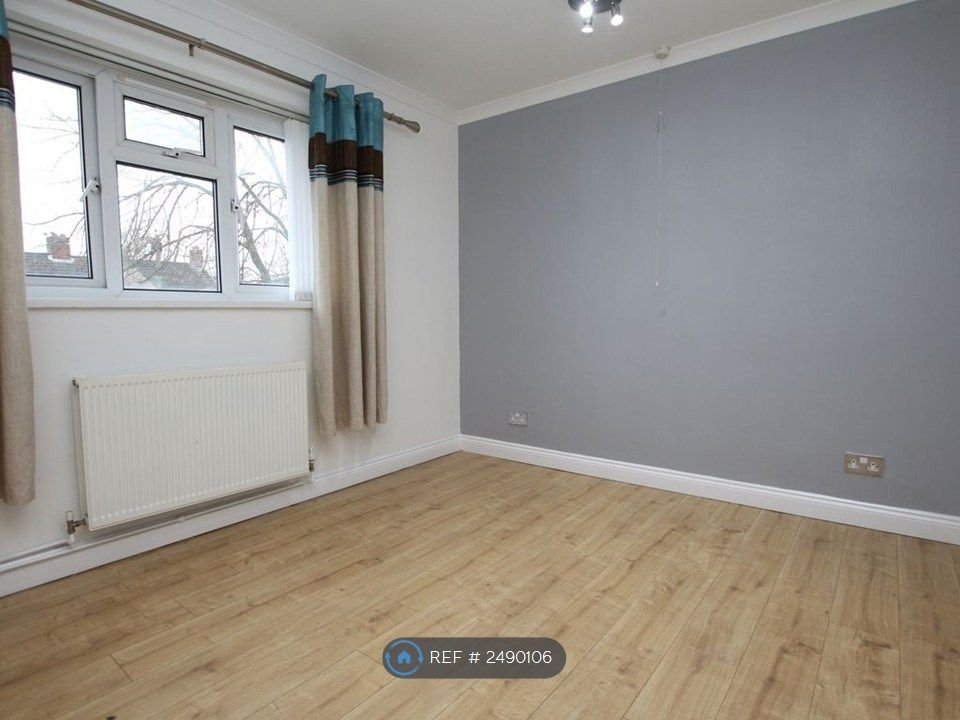 Property photo 3 of 5