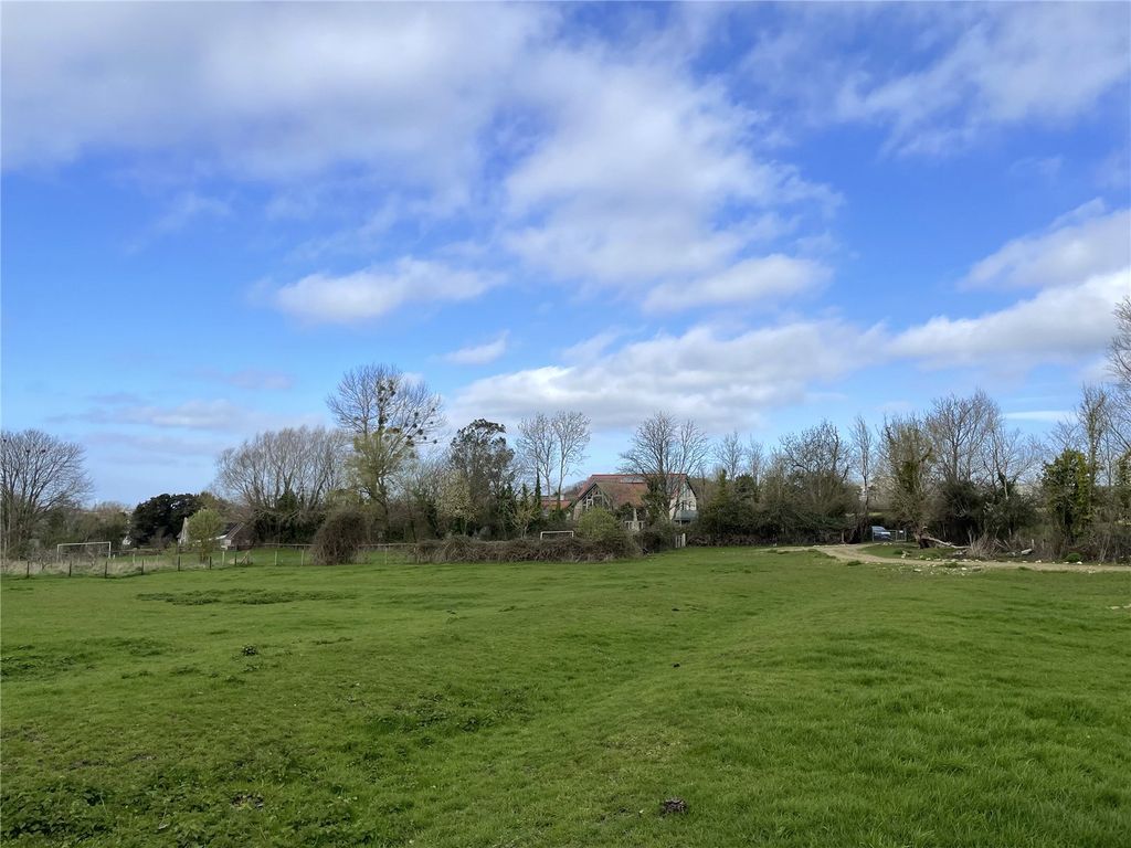 Property photo 1 of 10 Picture No. 02