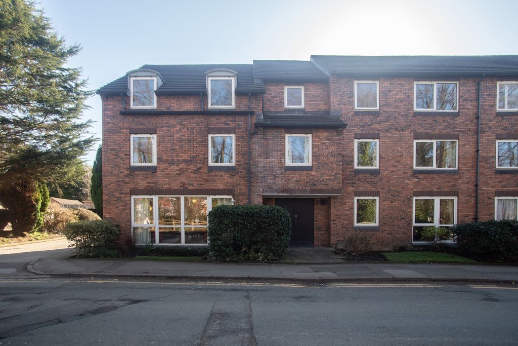 Property photo 1 of 18