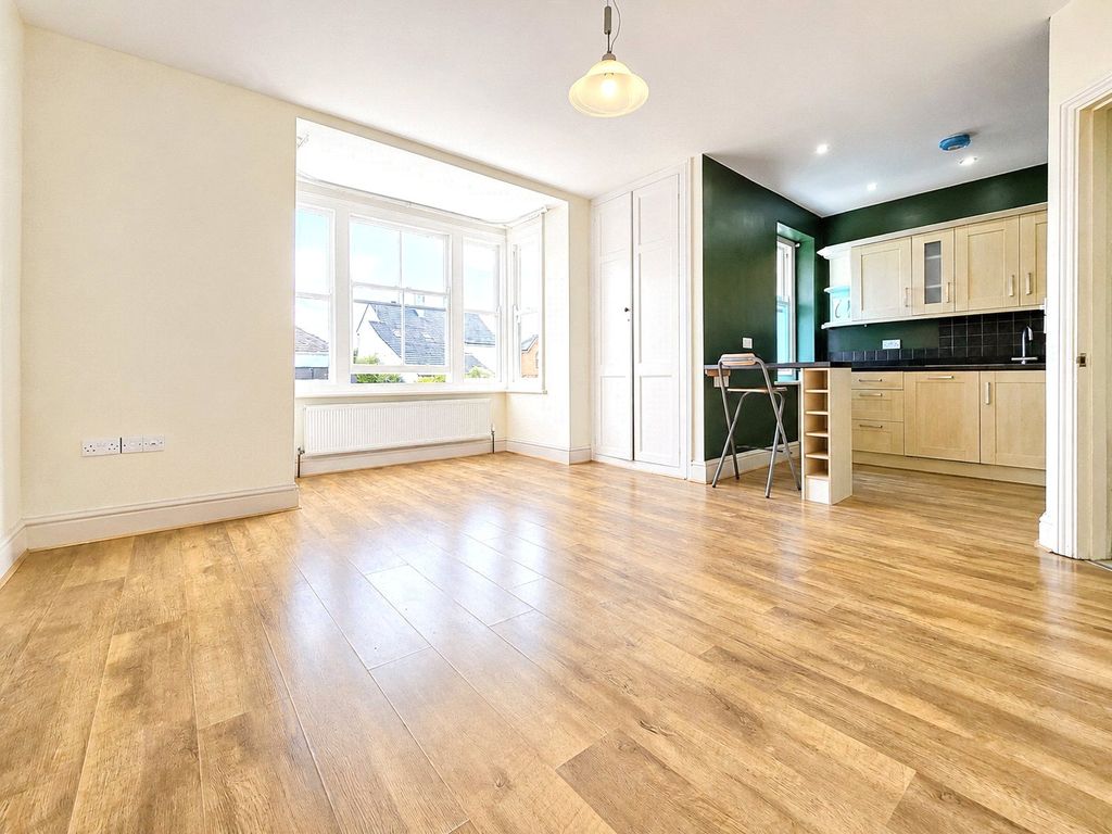 Property photo 3 of 11 Picture No. 22