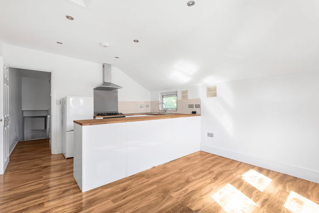 Property photo 2 of 12 22_17125