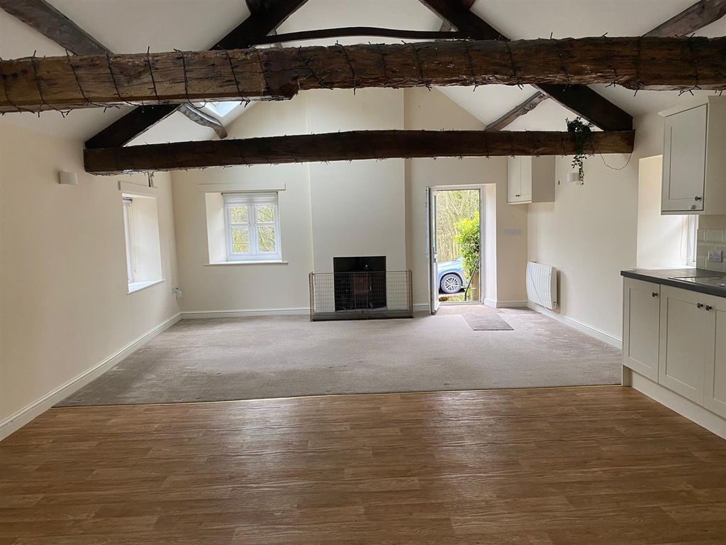 Property photo 1 of 5 5 Force Sitting Room 12.2.26.Jpg