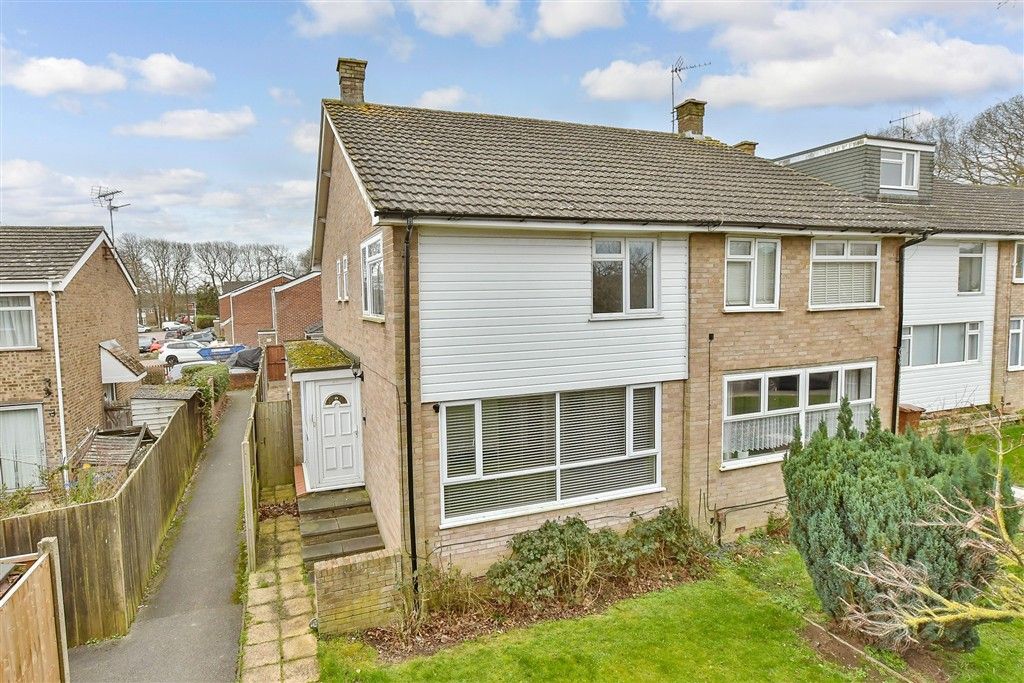 Property photo 3 of 10 External (Web)