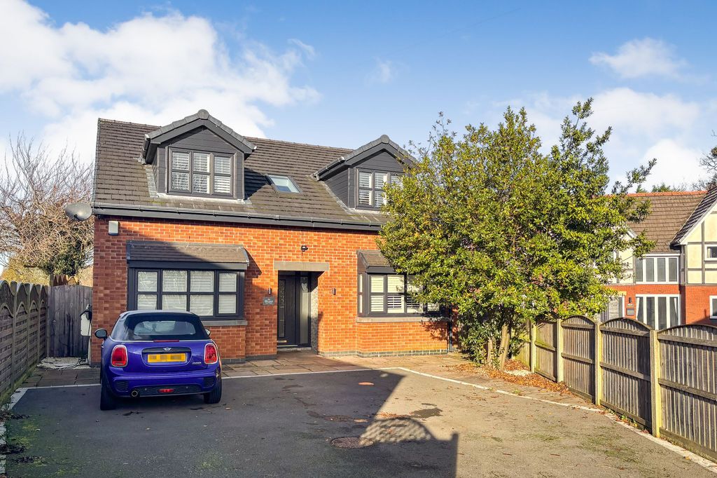 Property photo 1 of 11 22A Villiers Crescent, Eccleston, St Helens, Wa10 5Hw