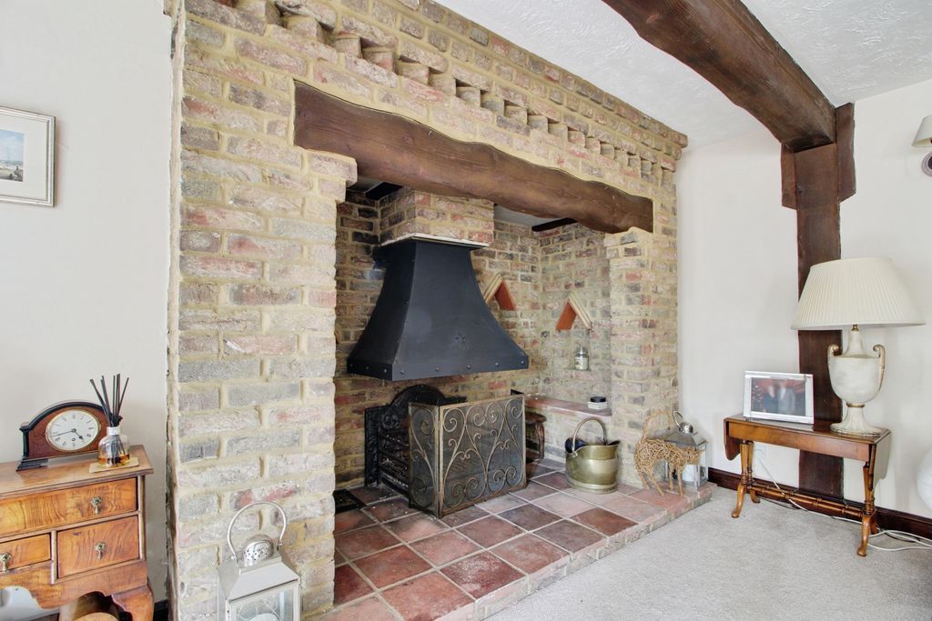 Property photo 2 of 26 Feature Inglenook Fireplace