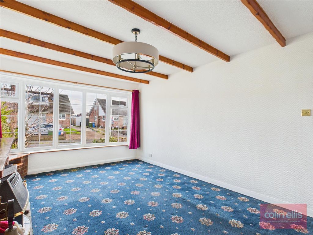 Property photo 3 of 19 Cam05075G0-Pr0252-Still002.Jpg