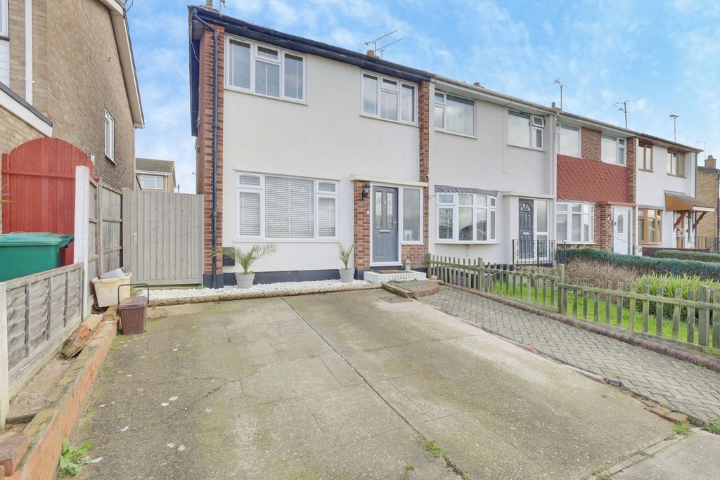 Property photo 1 of 27