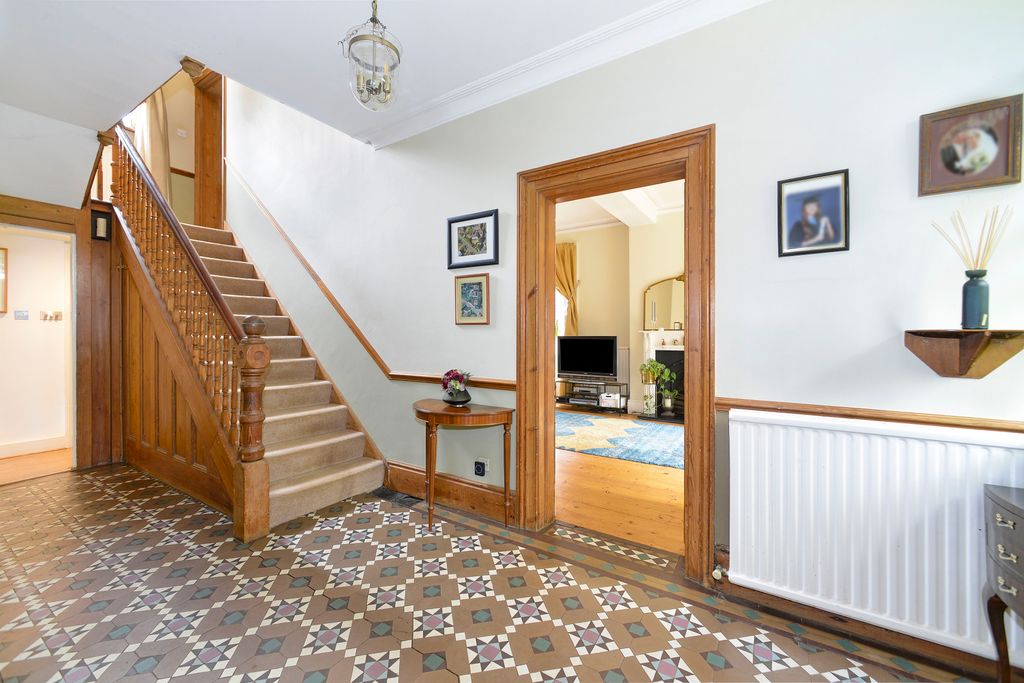 Property photo 2 of 26 Hallway
