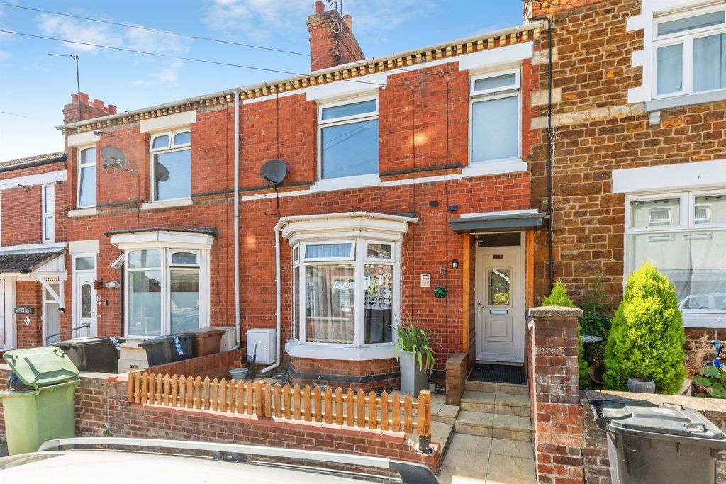 Property photo 1 of 19