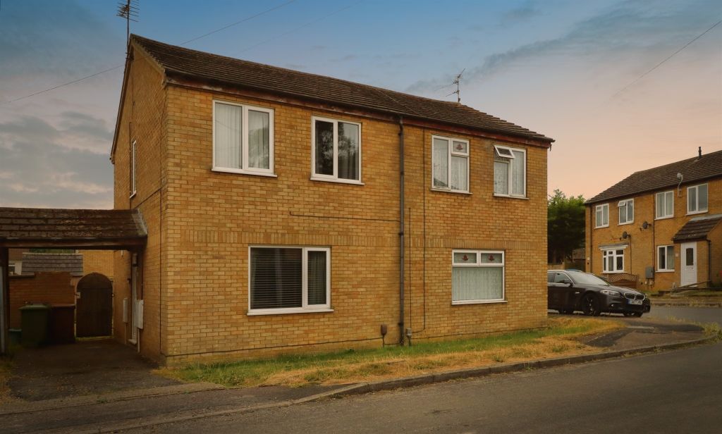 Property photo 1 of 18