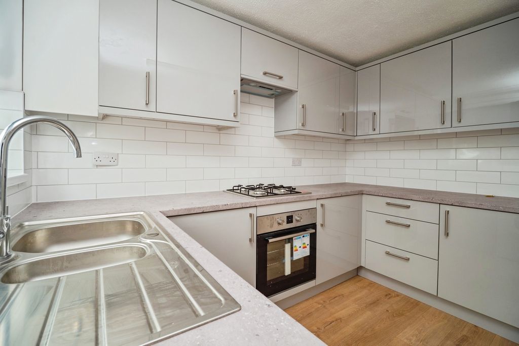 Property photo 1 of 17 Photo