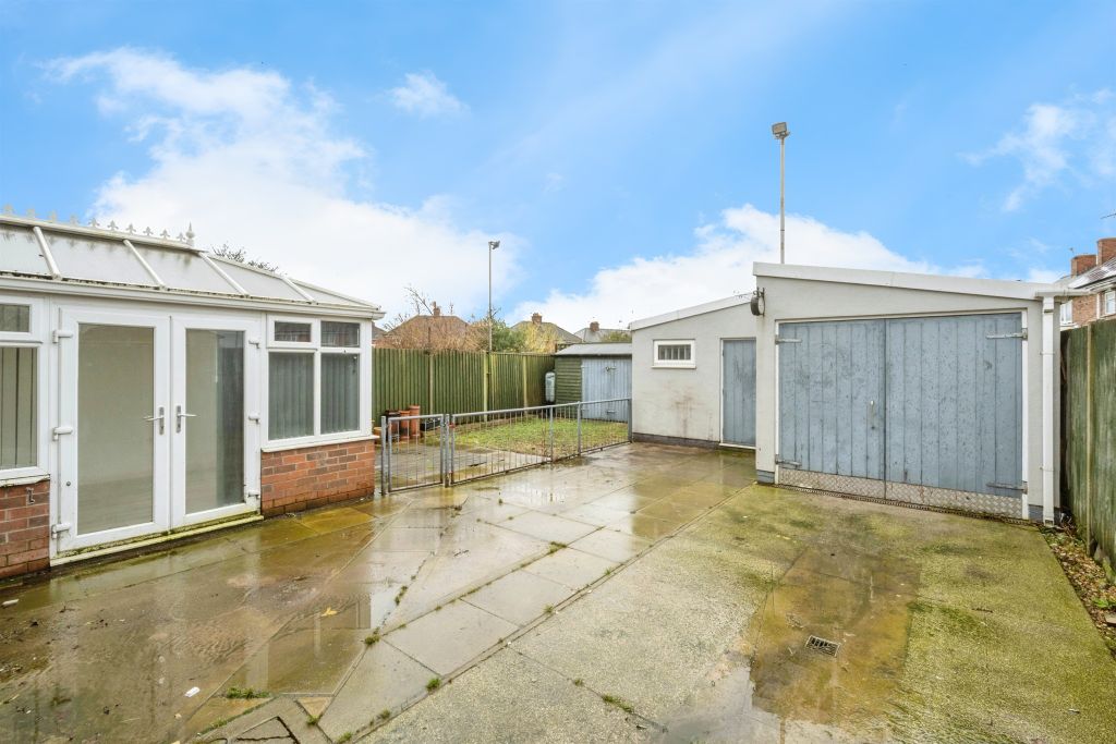 Property photo 2 of 15