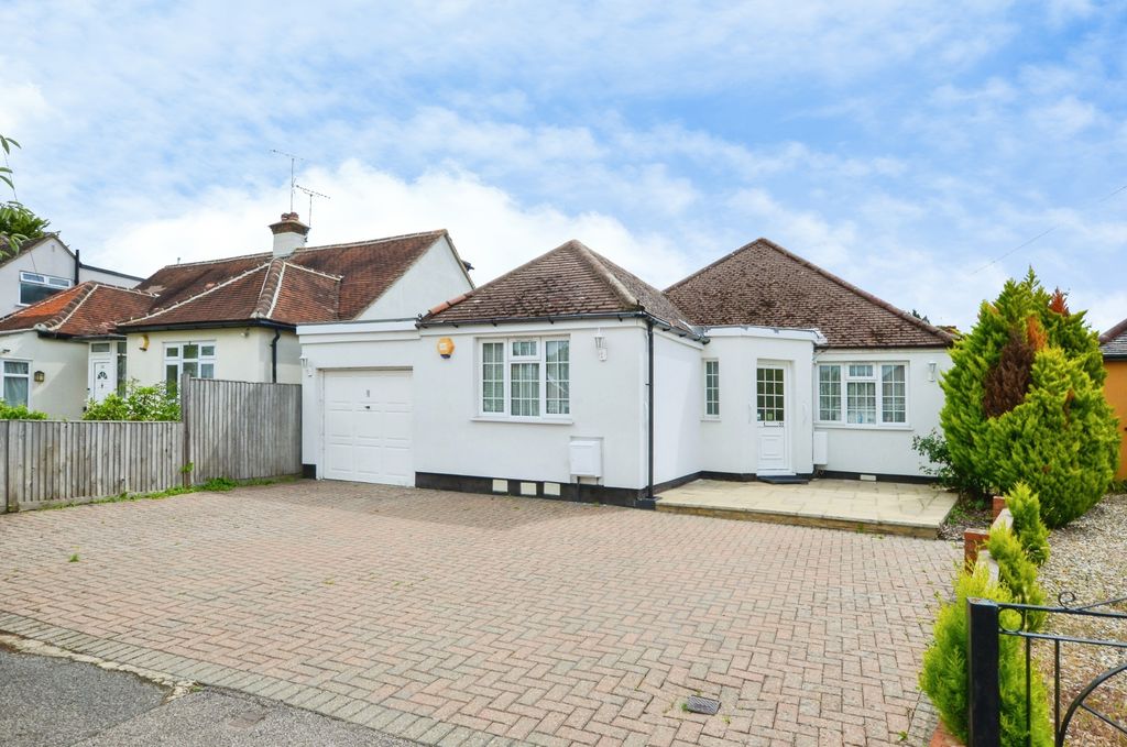 Property photo 1 of 20 Front View