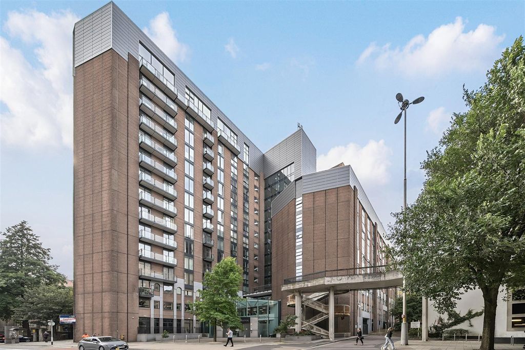 Property photo 3 of 15 Ex.Jpg