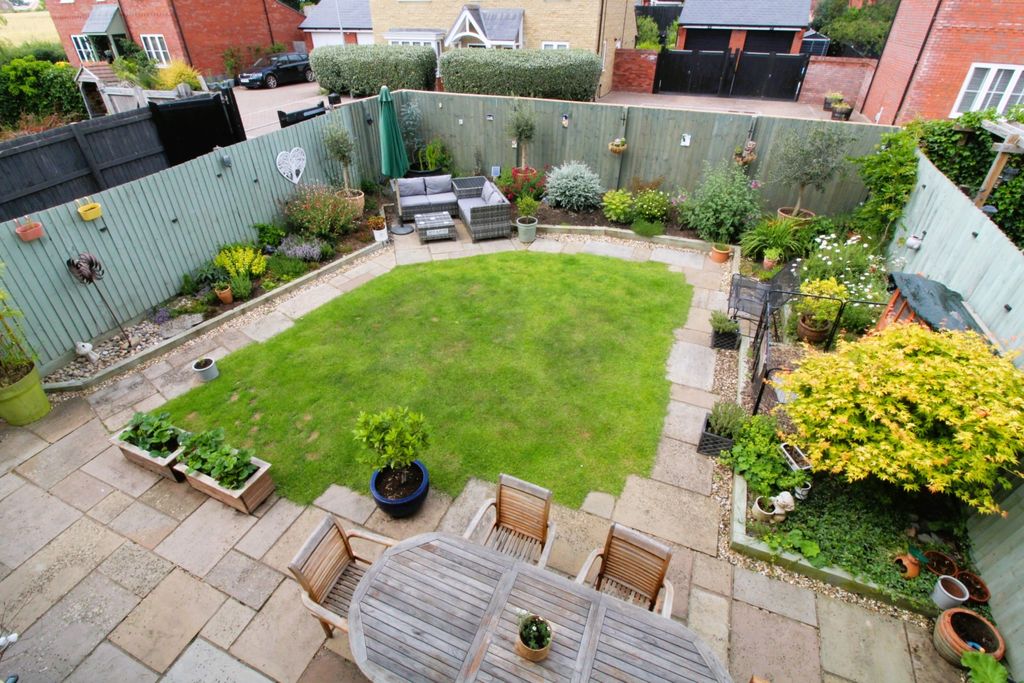 4 bed detached house for salePyrus Walk, Wilstock Village. TA5 photo 4