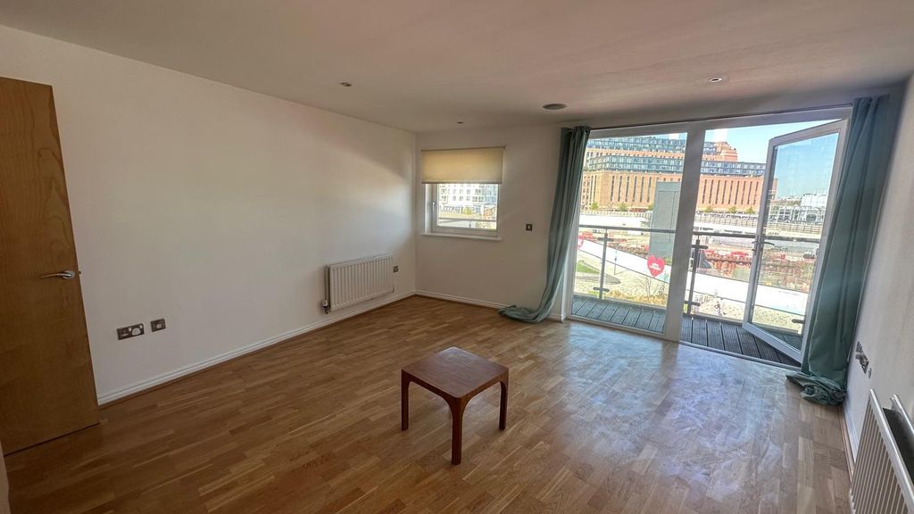 Property photo 2 of 10 Viridian Apartments - Eden Harper