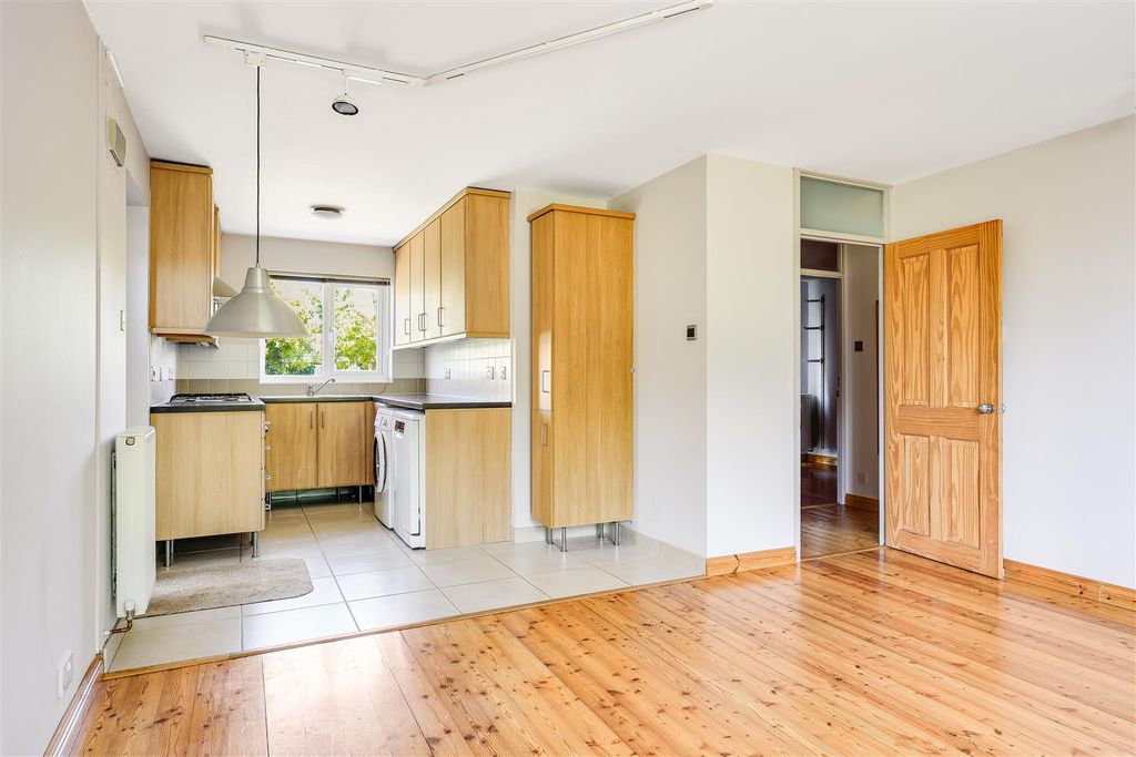 Property photo 2 of 13 Img (14).Jpg