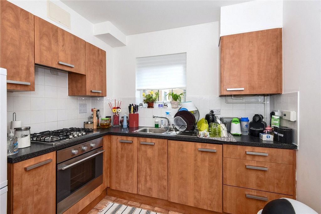 Property photo 2 of 5 Picture No. 09