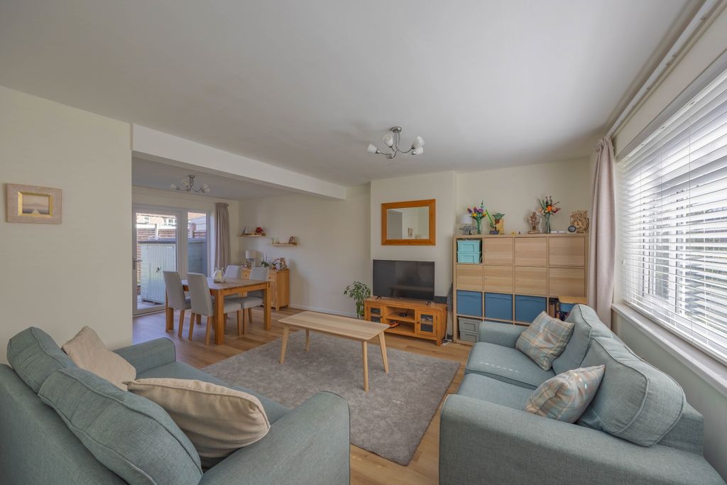 Property photo 2 of 17 Ewemove Taunton Blackdown View (4)