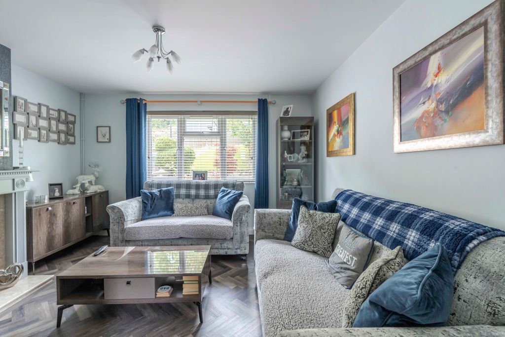 Property photo 2 of 18 Photo 2