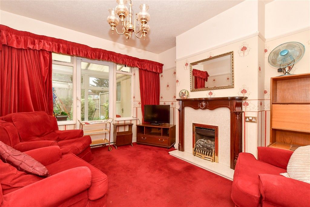 Property photo 3 of 13 Dining Room