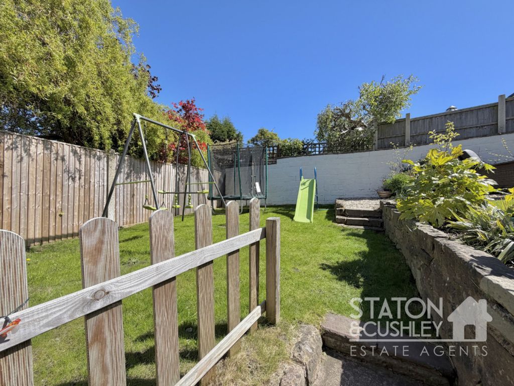 Property photo 2 of 25