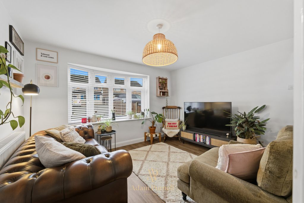 Property photo 3 of 18