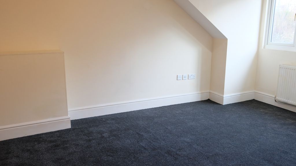 Property photo 2 of 3