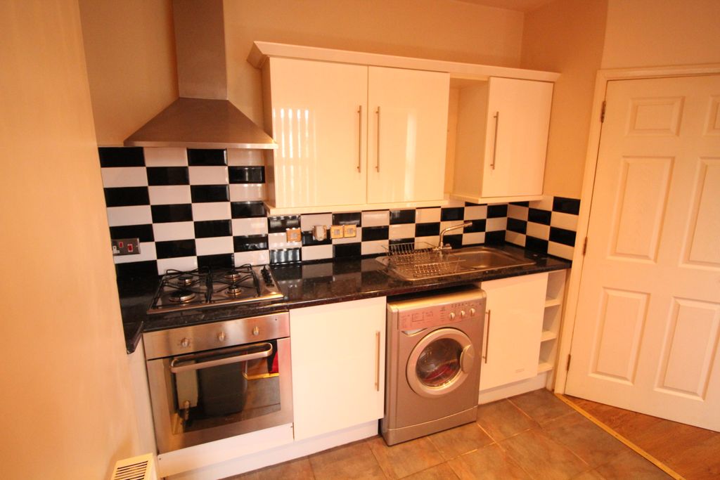 Property photo 2 of 12 P1858 (5).1.0