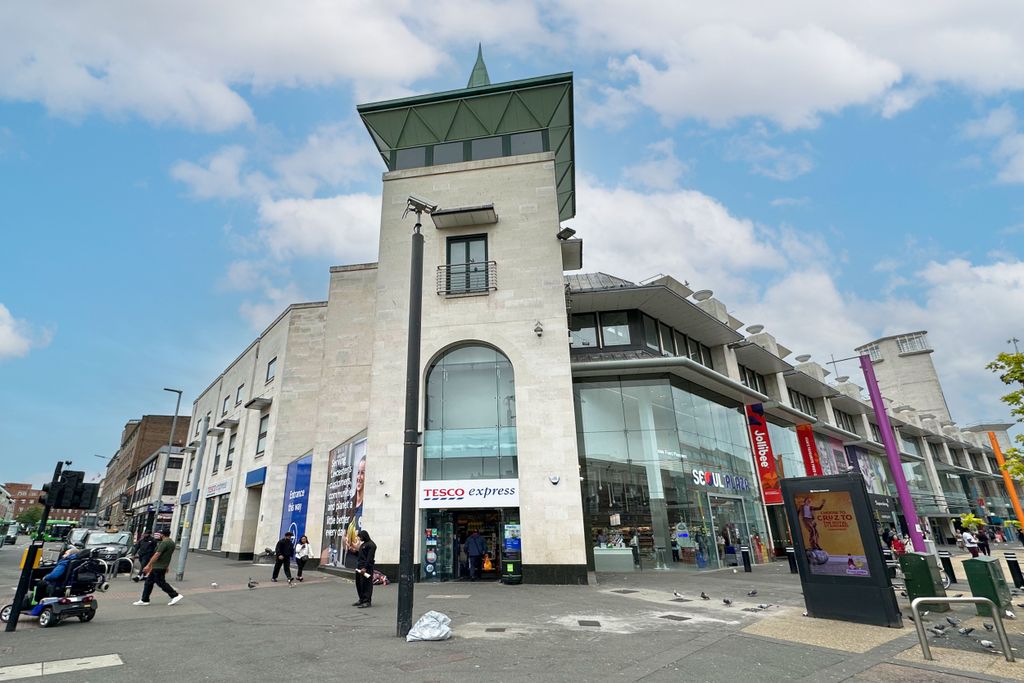 Property photo 2 of 11 Unit 9A, Humberstone Gate, Leicester, Le1 1Wa