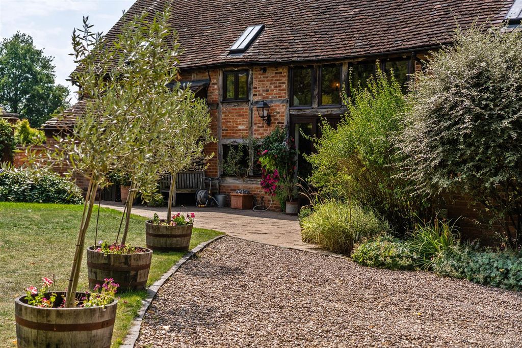 Property photo 2 of 38 Little Cleobury Barn_258.Jpg