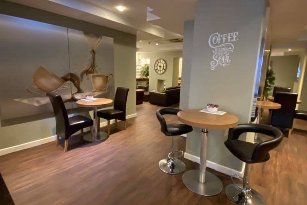 Property photo 3 of 7