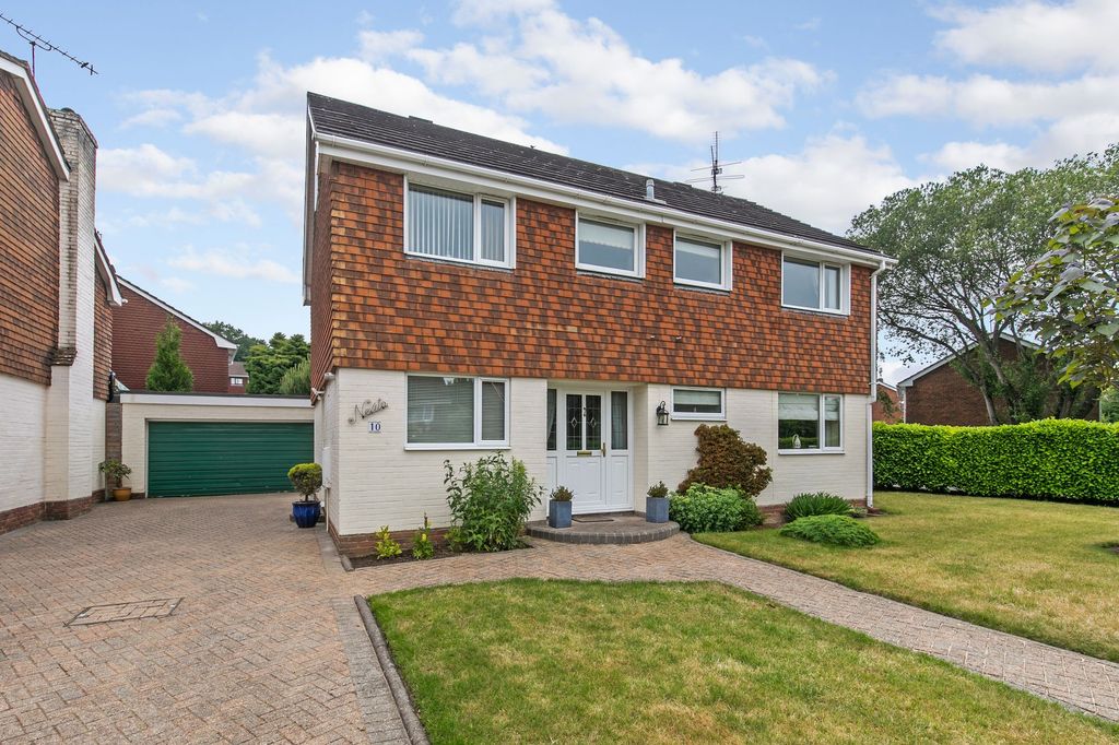 Property photo 1 of 13