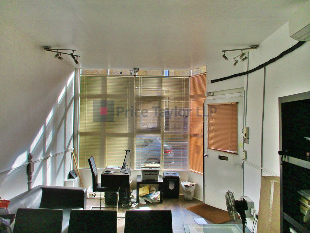 Property photo 3 of 4 253 Liverpool Road N1 1LX Price Taylor Llp Commercial &amp; Chartered Surveyors