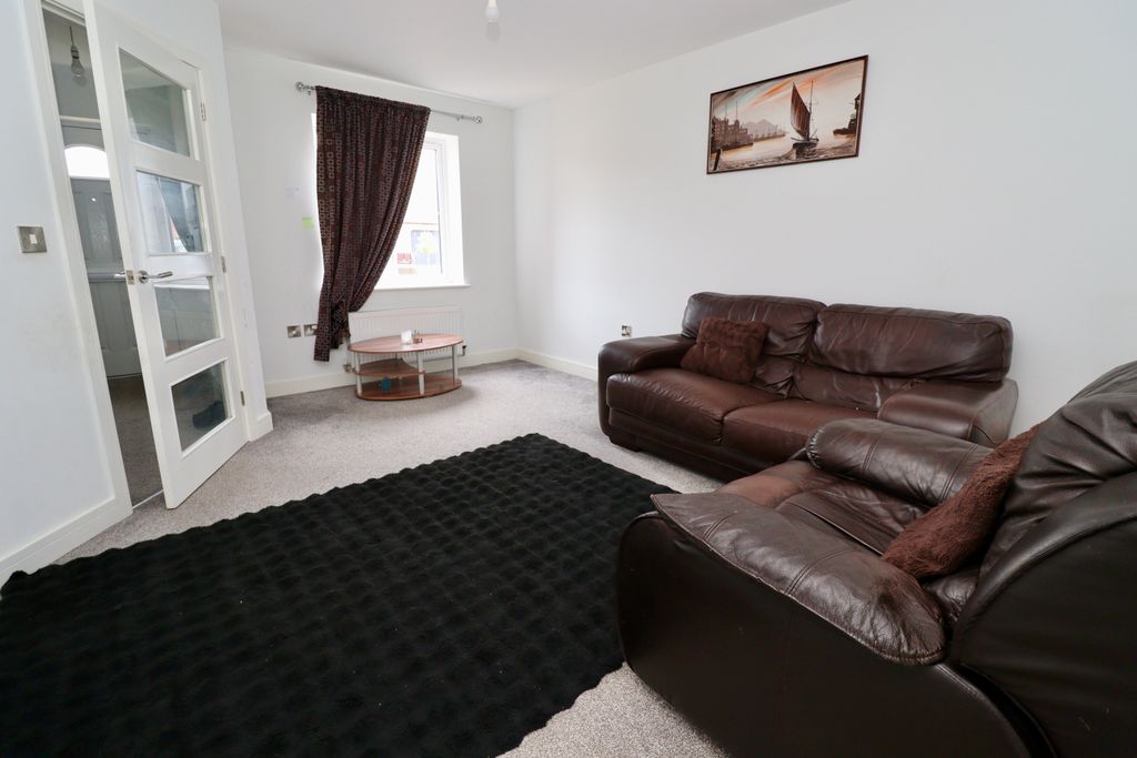 Property photo 2 of 11 Img_4624