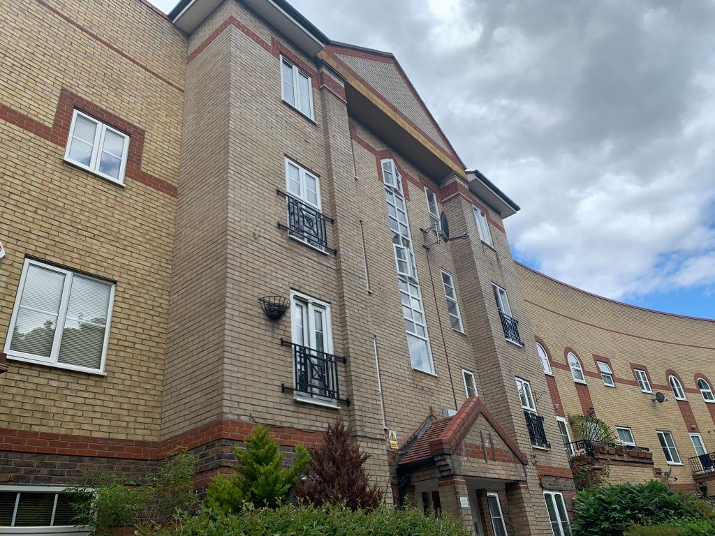 Property photo 2 of 7