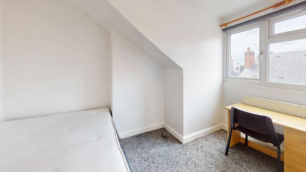 Property photo 3 of 7 Jpg