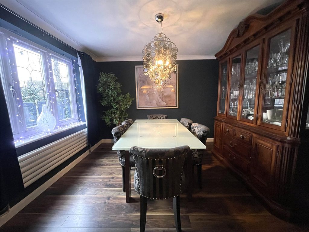 Property photo 3 of 19 Picture No. 09