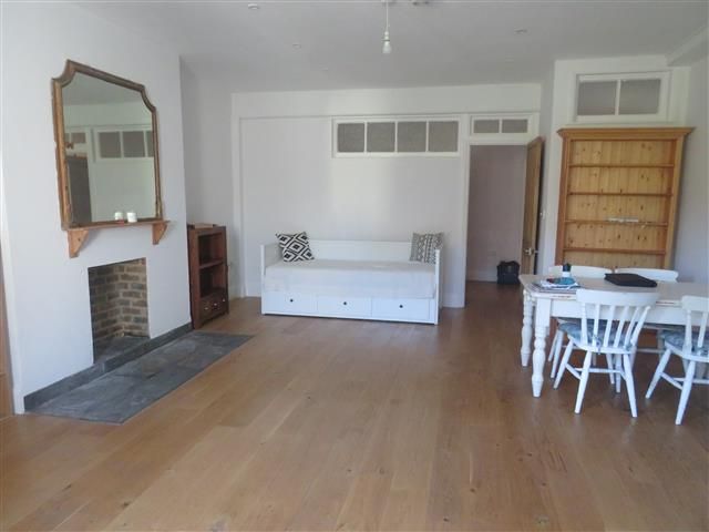 Property photo 2 of 10 Living Room