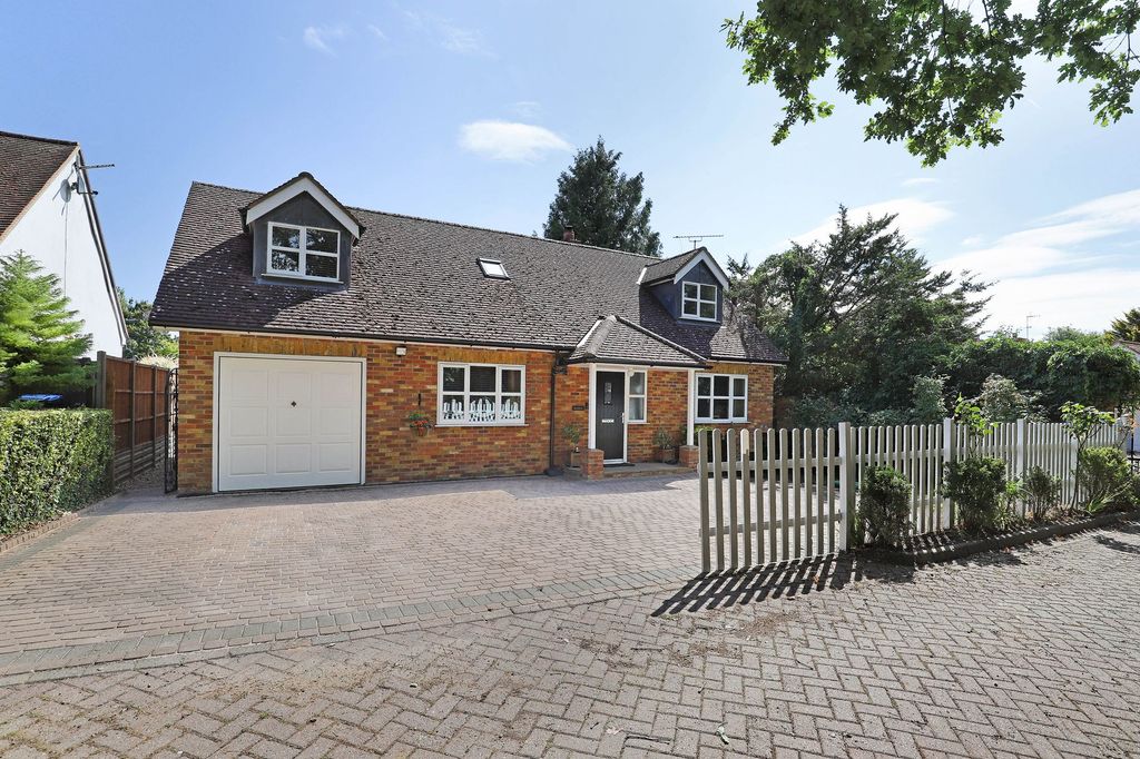 Property photo 1 of 24