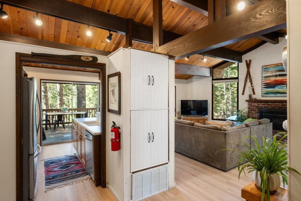 Property photo 3 of 28 <Alttext/>