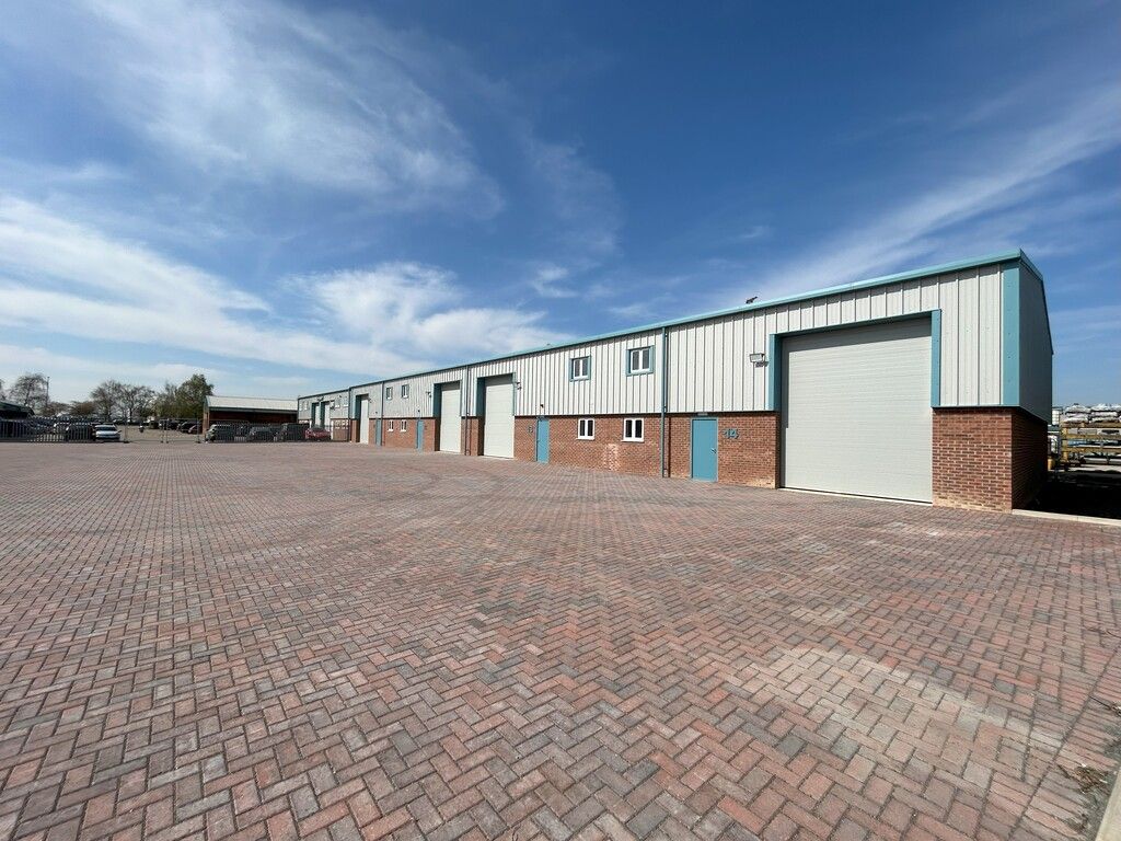 Property photo 3 of 7 Photo 16