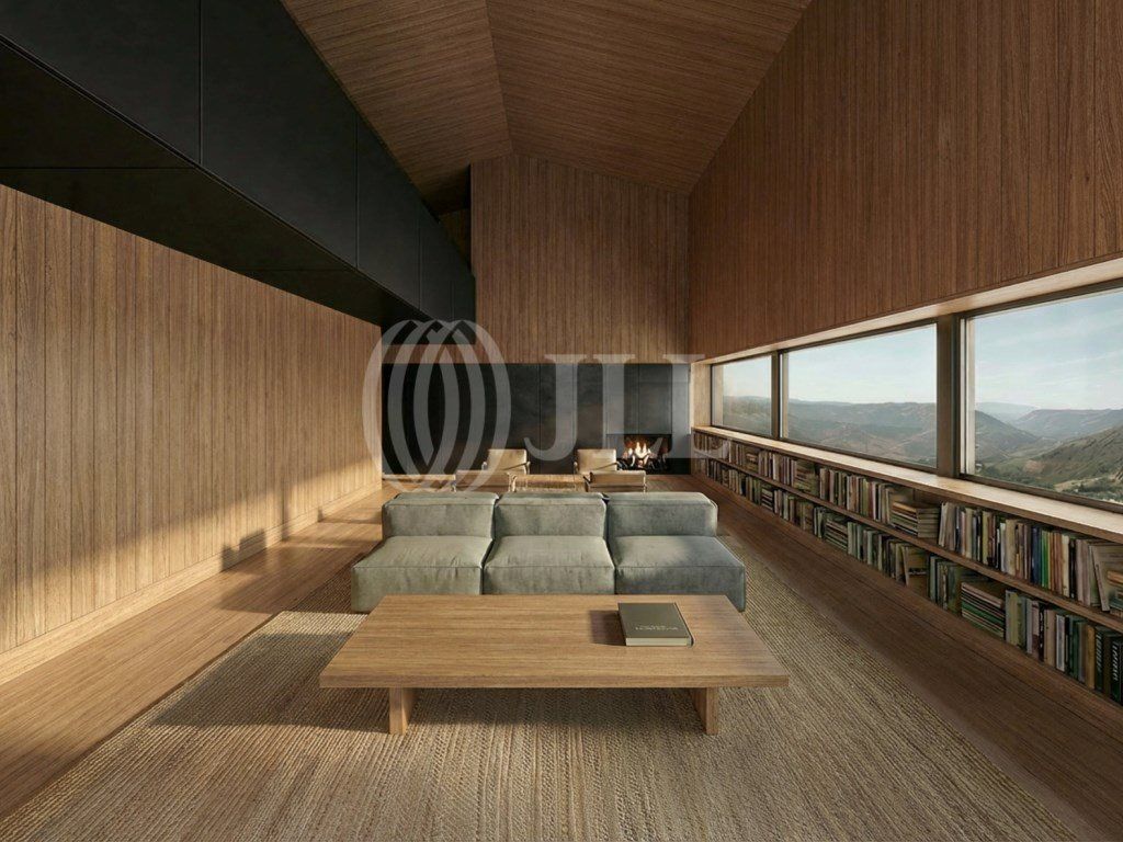 Property photo 1 of 18 Land With Approved Project In Covas Do Douro, Sabrosa