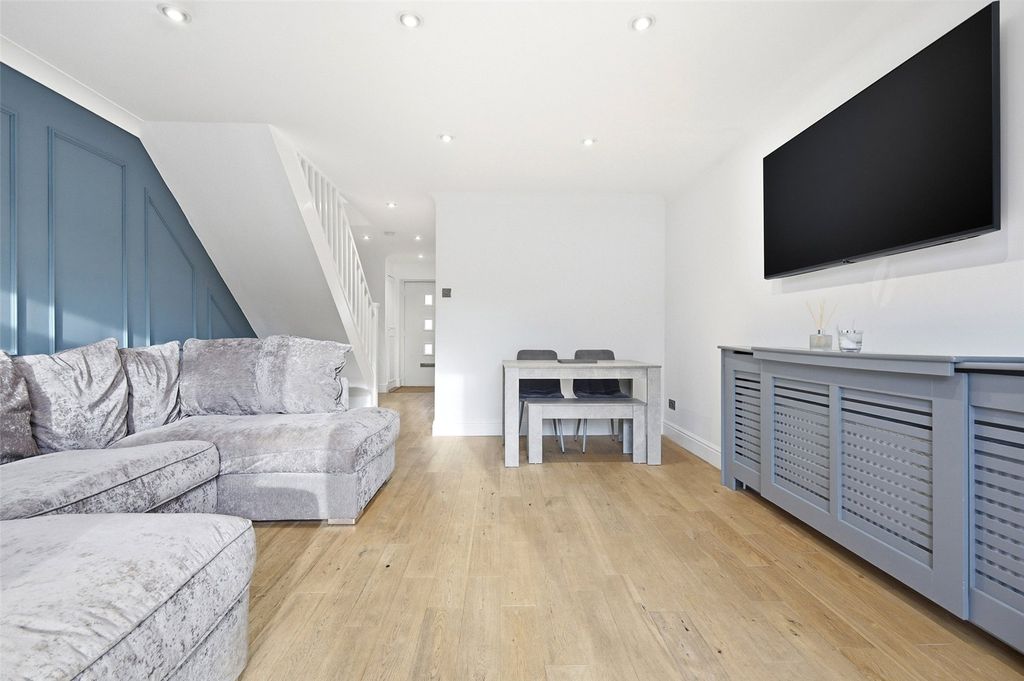 Property photo 2 of 11 Picture No. 42