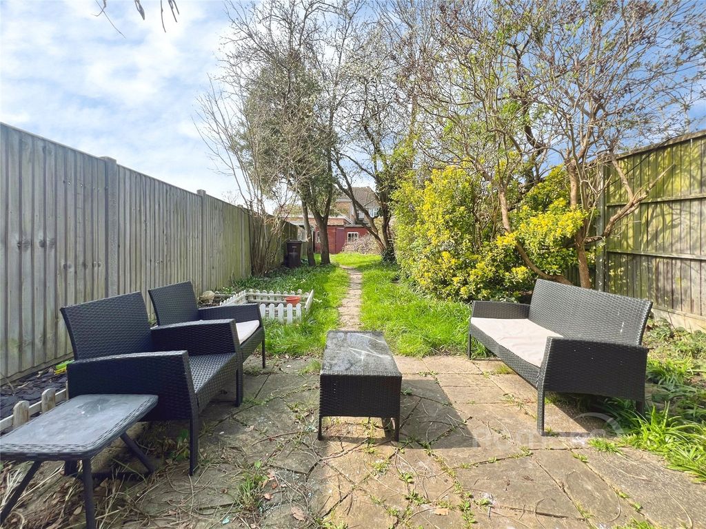 Property photo 2 of 23 Picture No. 13