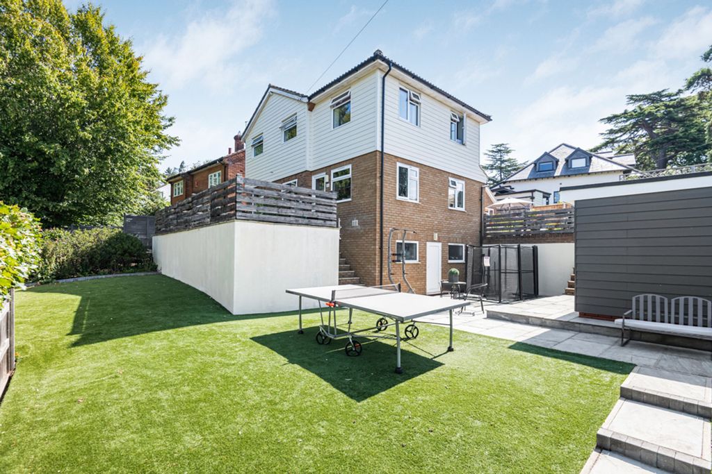 Property photo 2 of 47