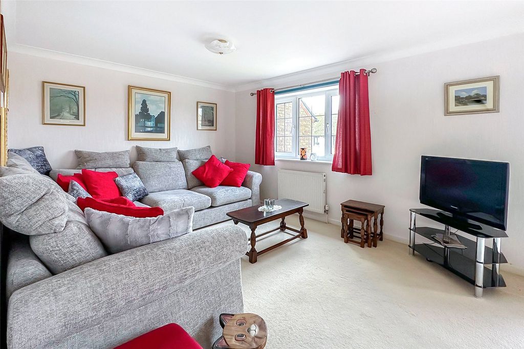 Property photo 3 of 20 Picture No. 11