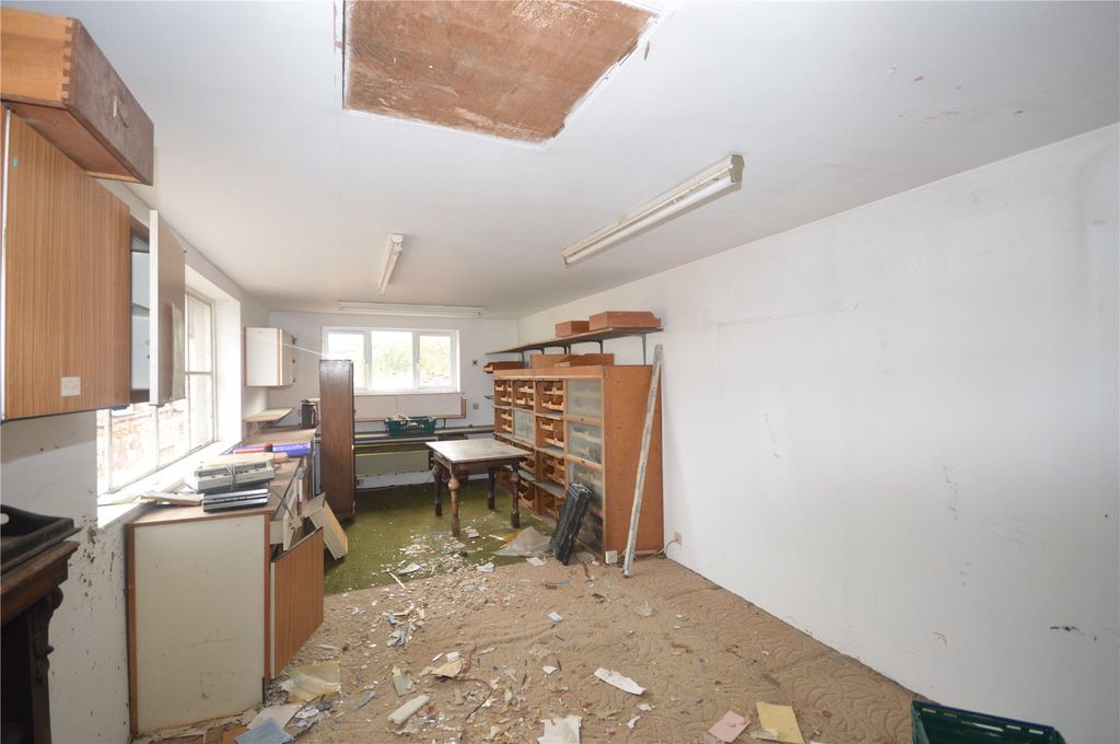 Property photo 3 of 16 Picture No. 03