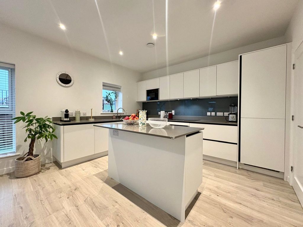 Property photo 3 of 16 Picture No. 08