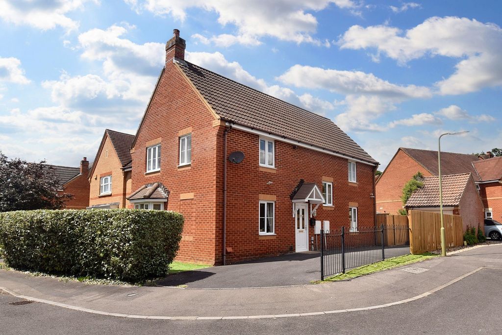 Property photo 1 of 13